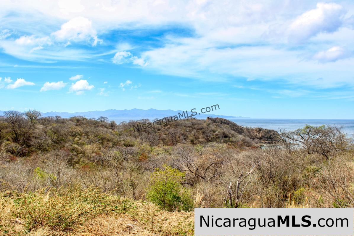 2.5 acres Panoramic Ocean Views Hilltop Ostional