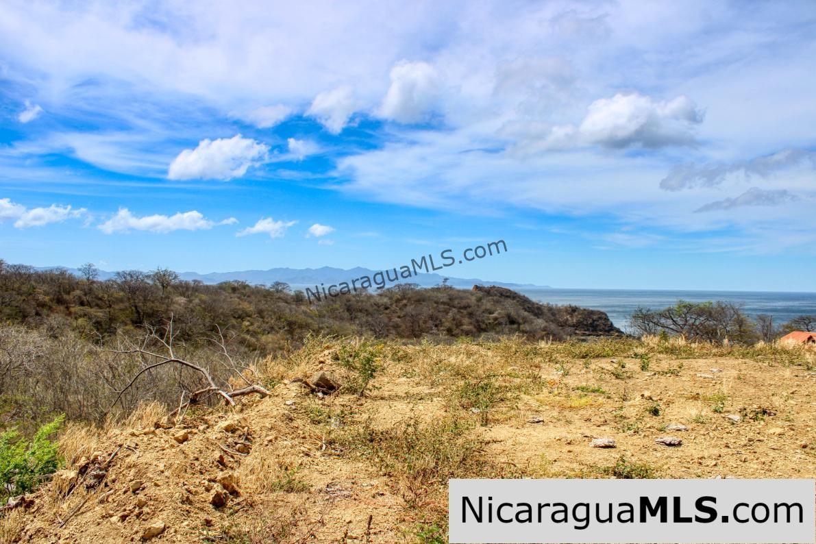 2.5 acres Panoramic Ocean Views Hilltop Ostional