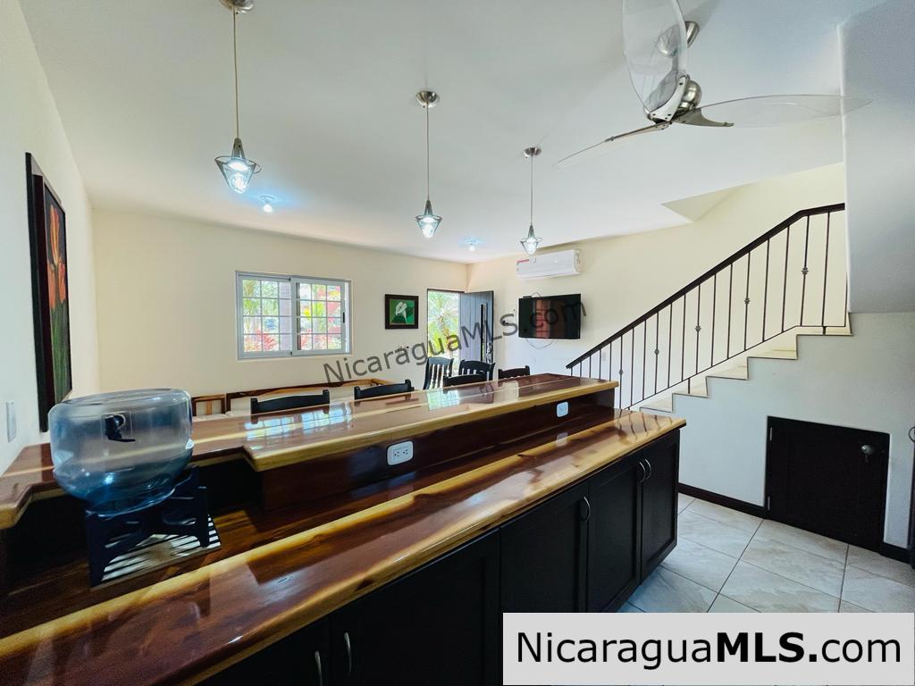 6.1 2 Bedroom Las Escadas Townhouse For Sale Close to Town