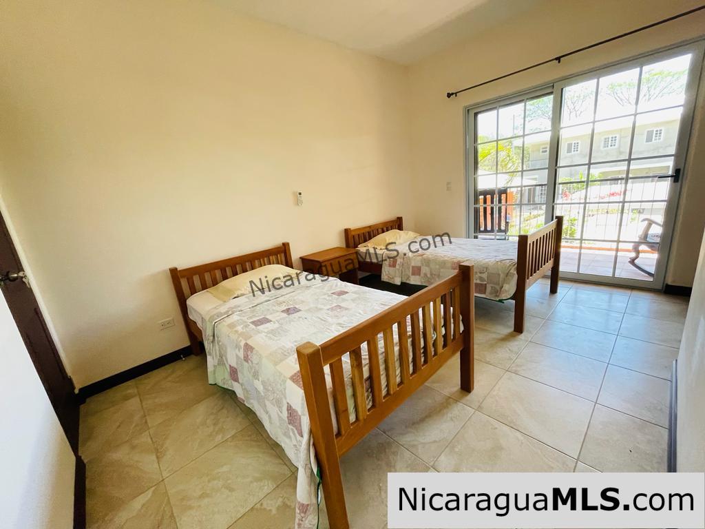 6.1 2 Bedroom Las Escadas Townhouse For Sale Close to Town