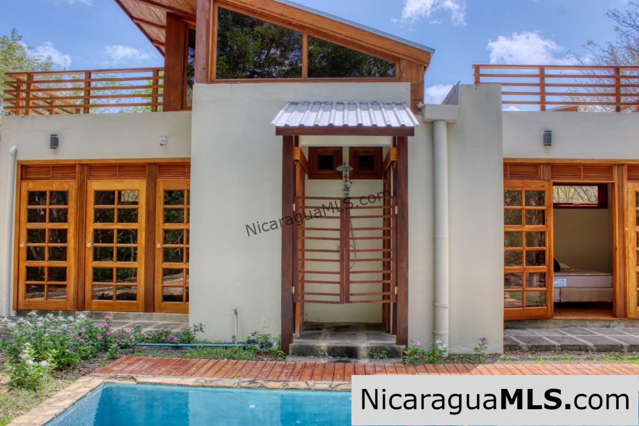 New Modern Home 4.75 acre Eco Estate @ Las Fincas in Escamequita