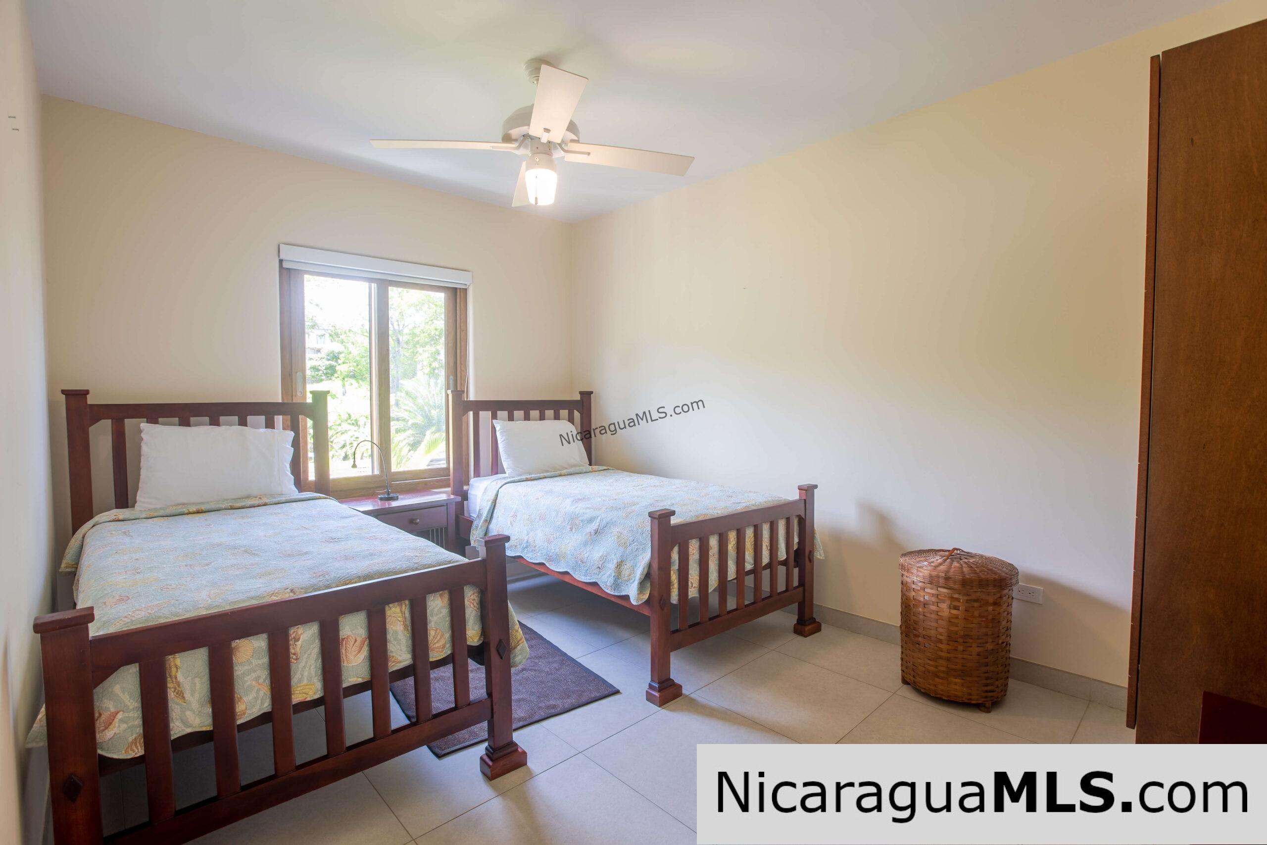 Condo E5 in Las Terrazas, Guacalito de la Isla