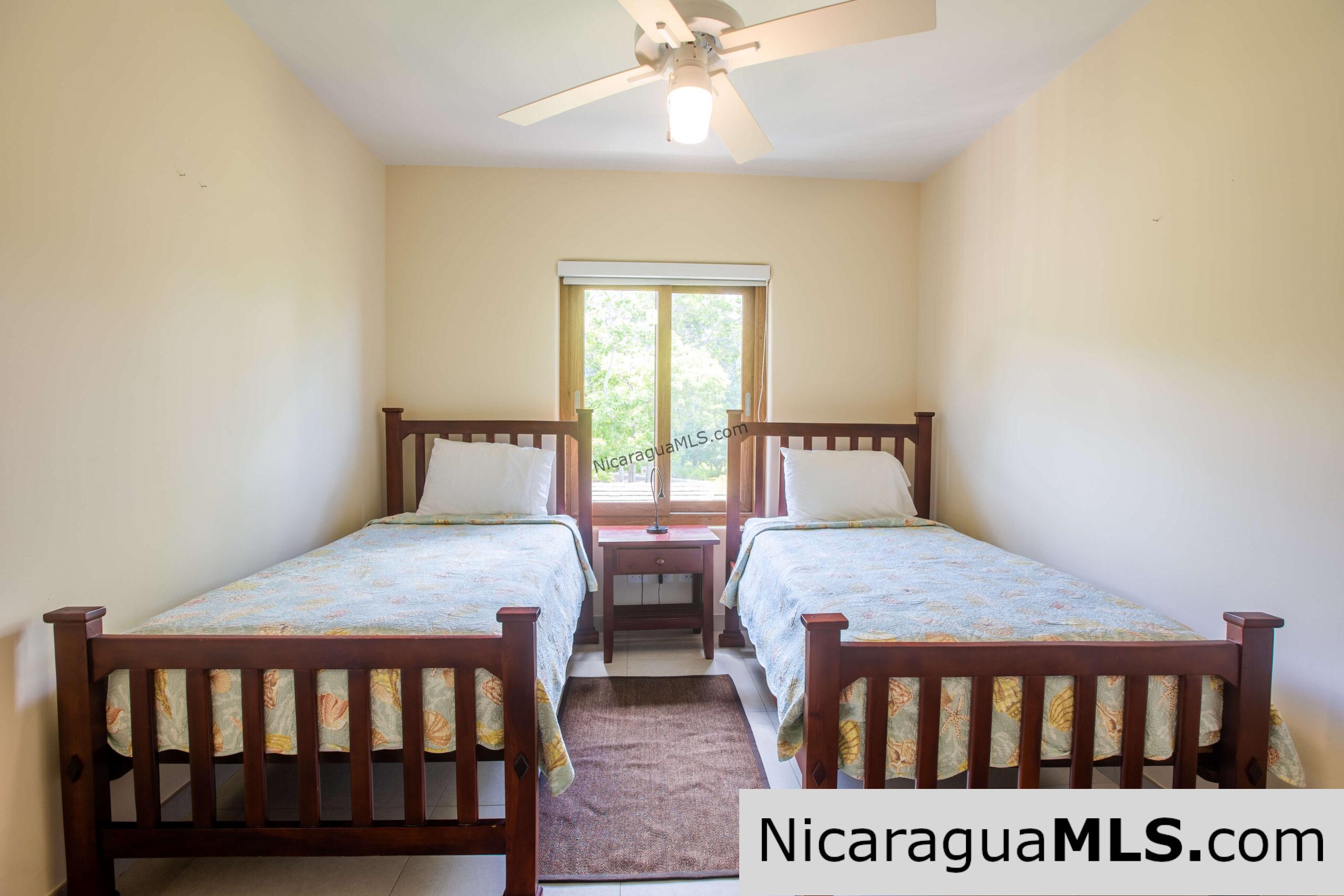 Condo E5 in Las Terrazas, Guacalito de la Isla