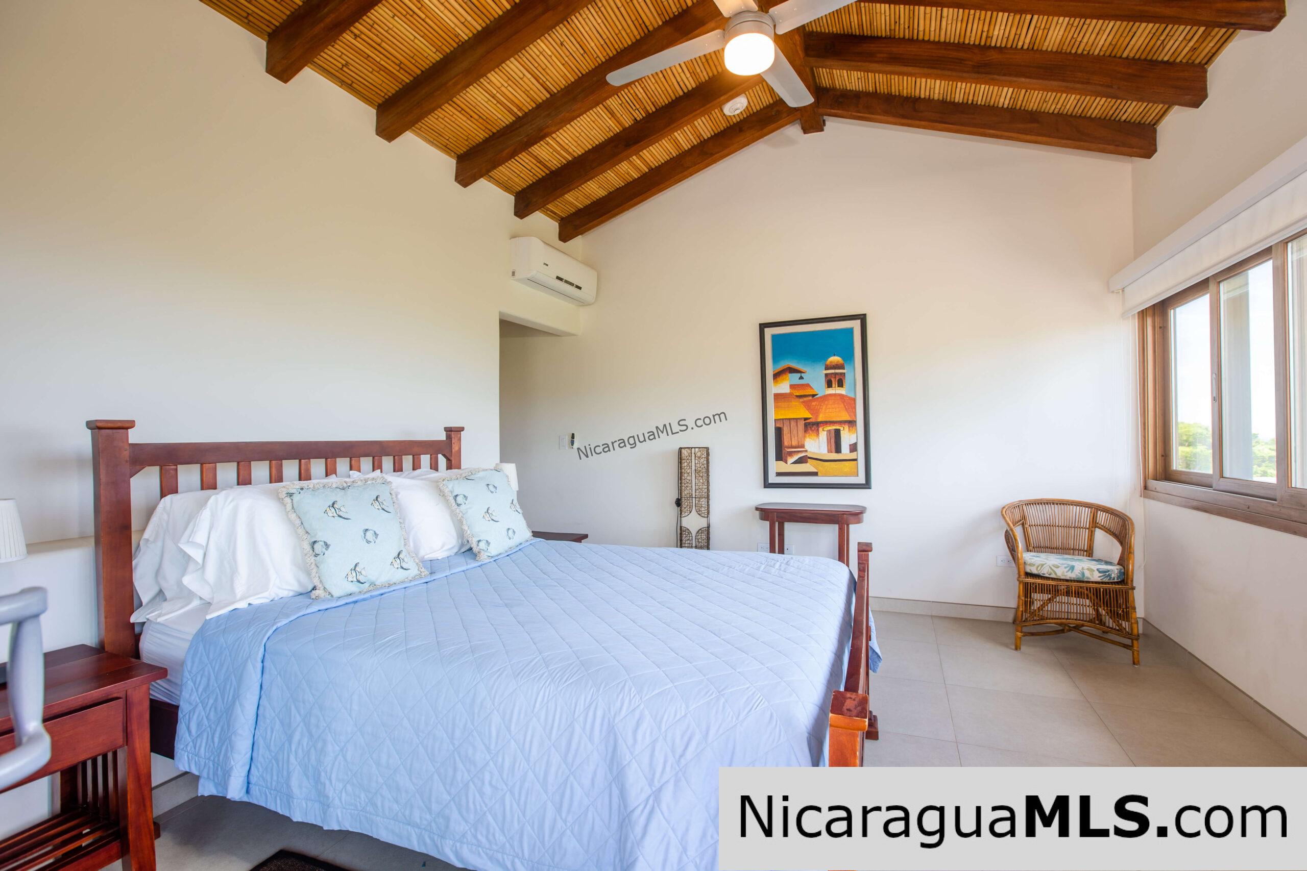 Condo E5 in Las Terrazas, Guacalito de la Isla