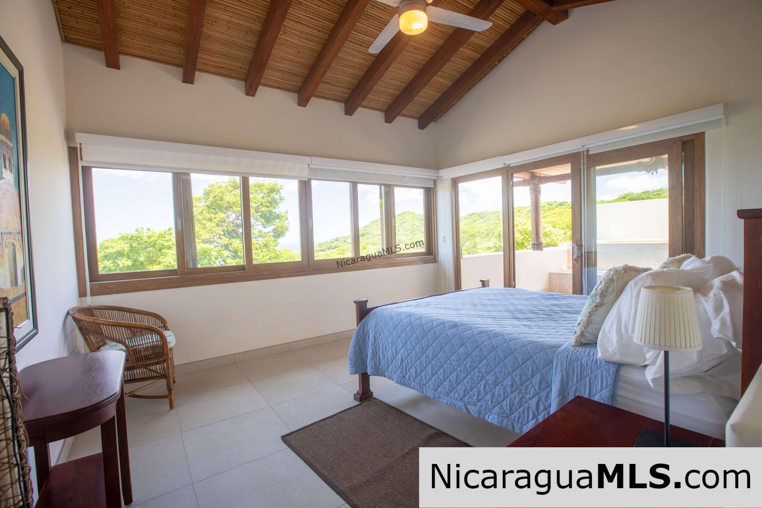 Condo E5 in Las Terrazas, Guacalito de la Isla