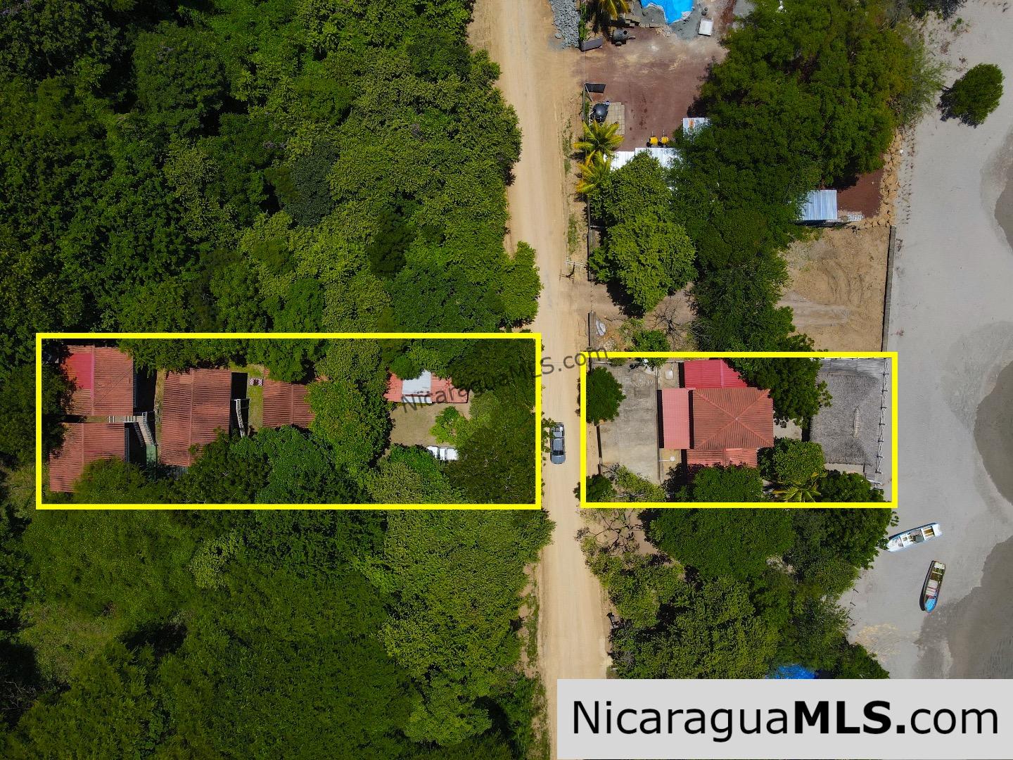 Beachfront House with rental Casitas at Playa Coco