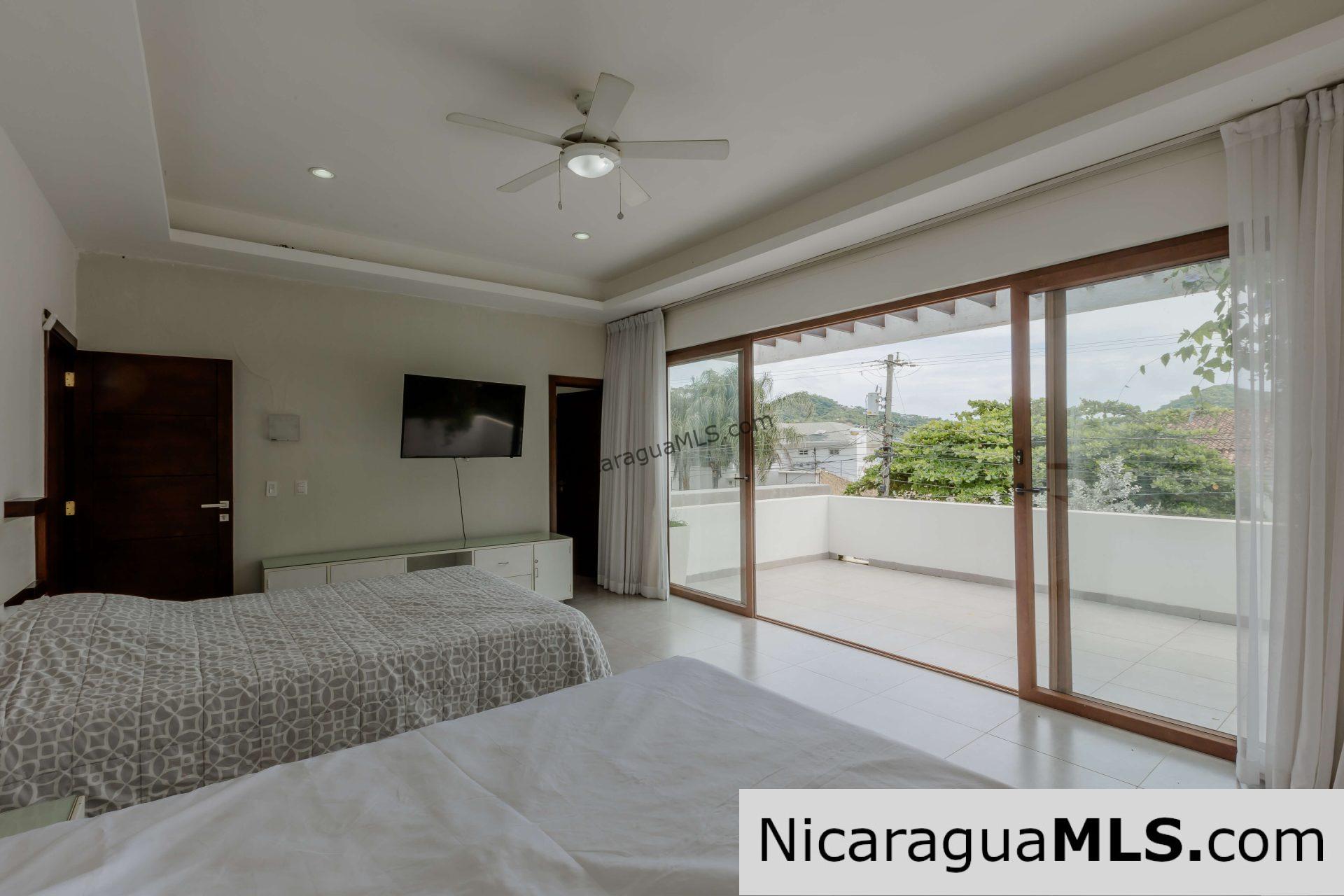 Casa Brisa de Mar in La Talanguera steps from the San Juan del Sur sand