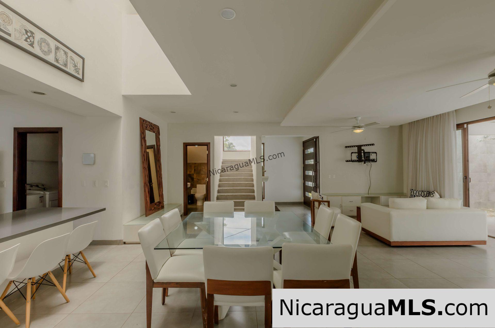 Casa Brisa de Mar in La Talanguera steps from the San Juan del Sur sand