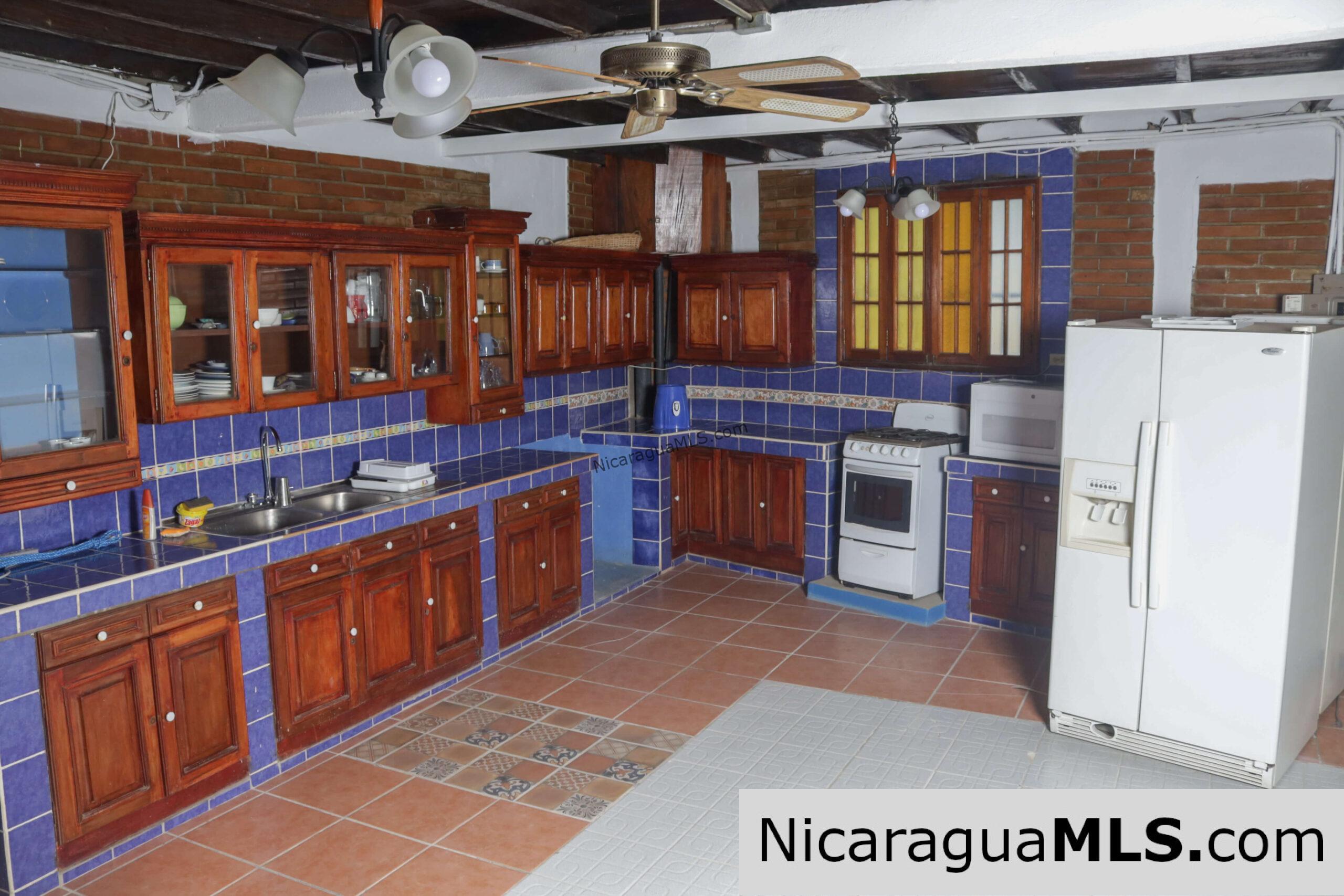 Casa Zeus in the â¤ï¸ of town