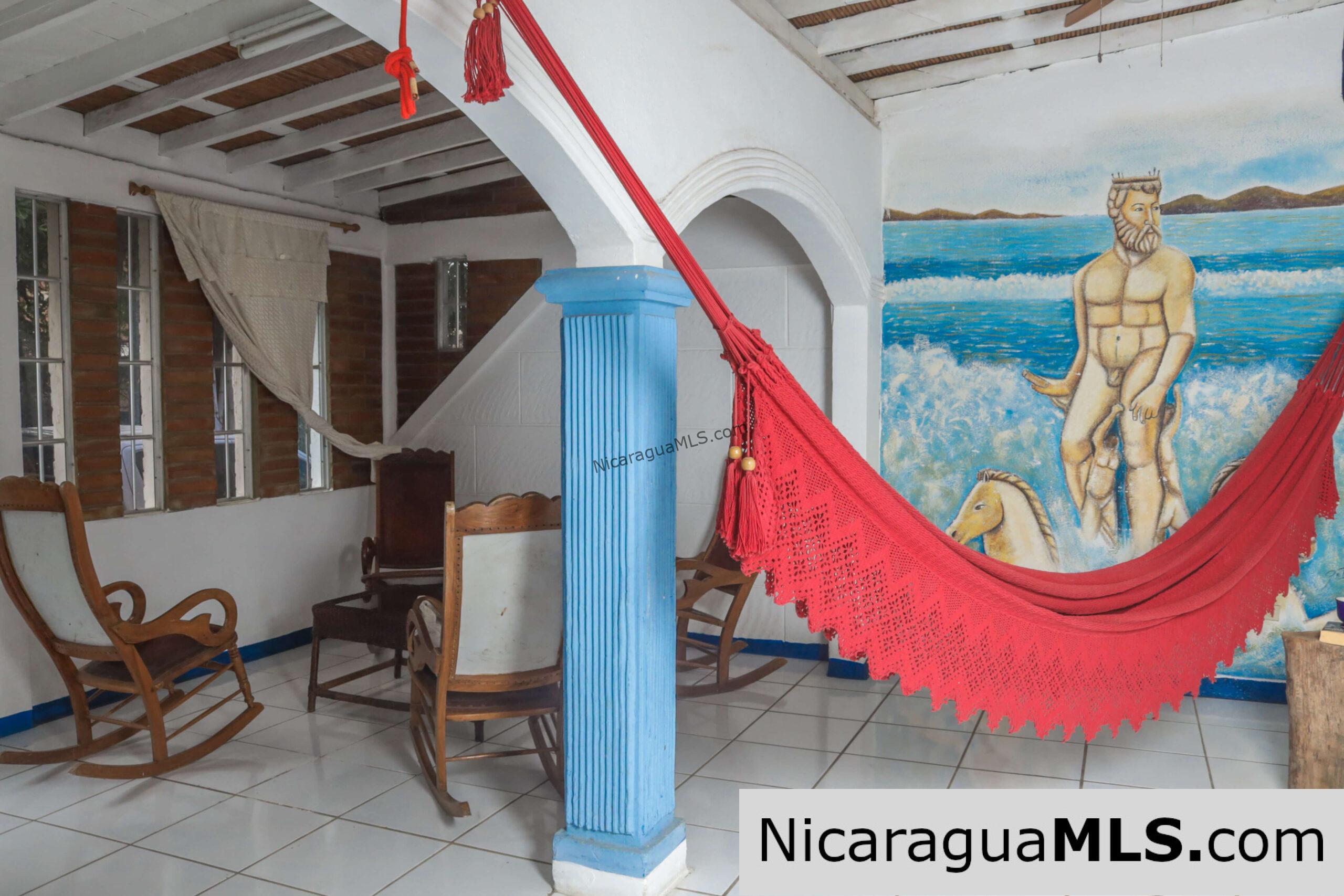 Casa Zeus in the â¤ï¸ of town