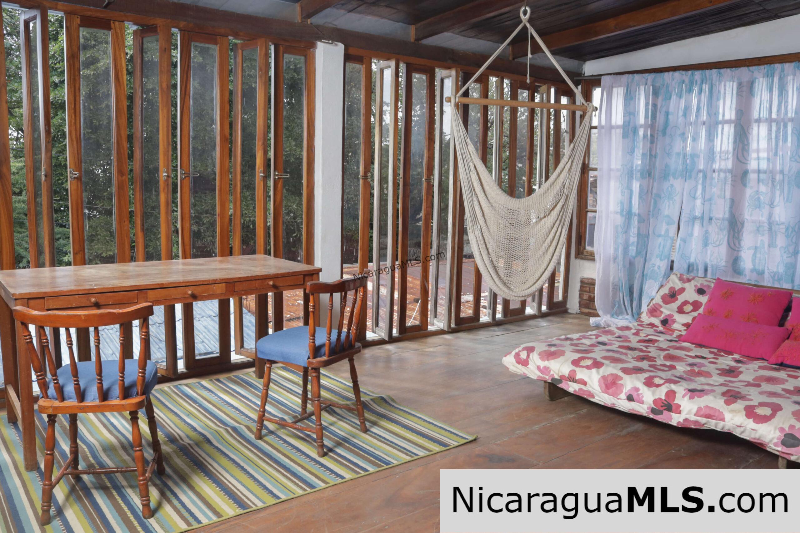 Casa Zeus in the â¤ï¸ of town