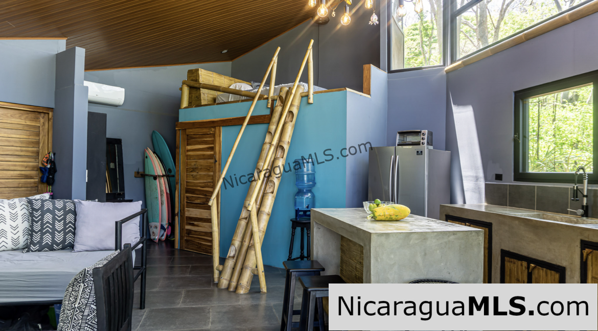 Unique & Stylish Jungle Hideaway in Costa Dulce Sleeps 18