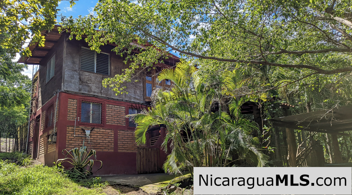 Rustic Jungle Home on 1.7 Acres Playa Majagual San Juan del Sur.