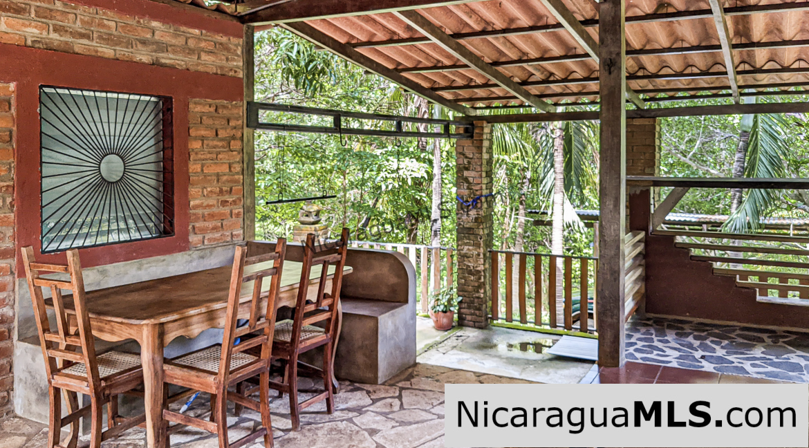 Rustic Jungle Home on 1.7 Acres Playa Majagual San Juan del Sur.