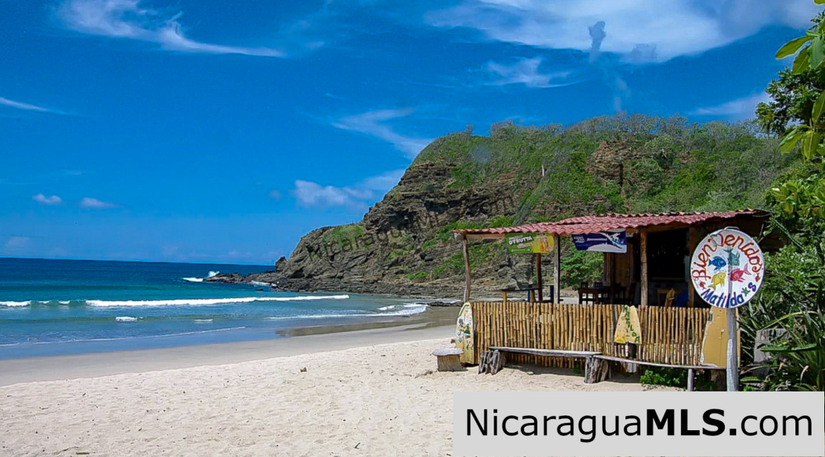 Rustic Jungle Home on 1.7 Acres Playa Majagual San Juan del Sur.