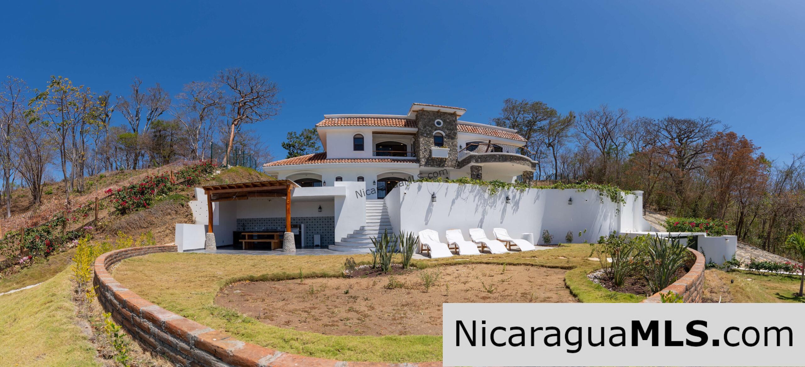 Casa Blanca at El Encanto del Sur