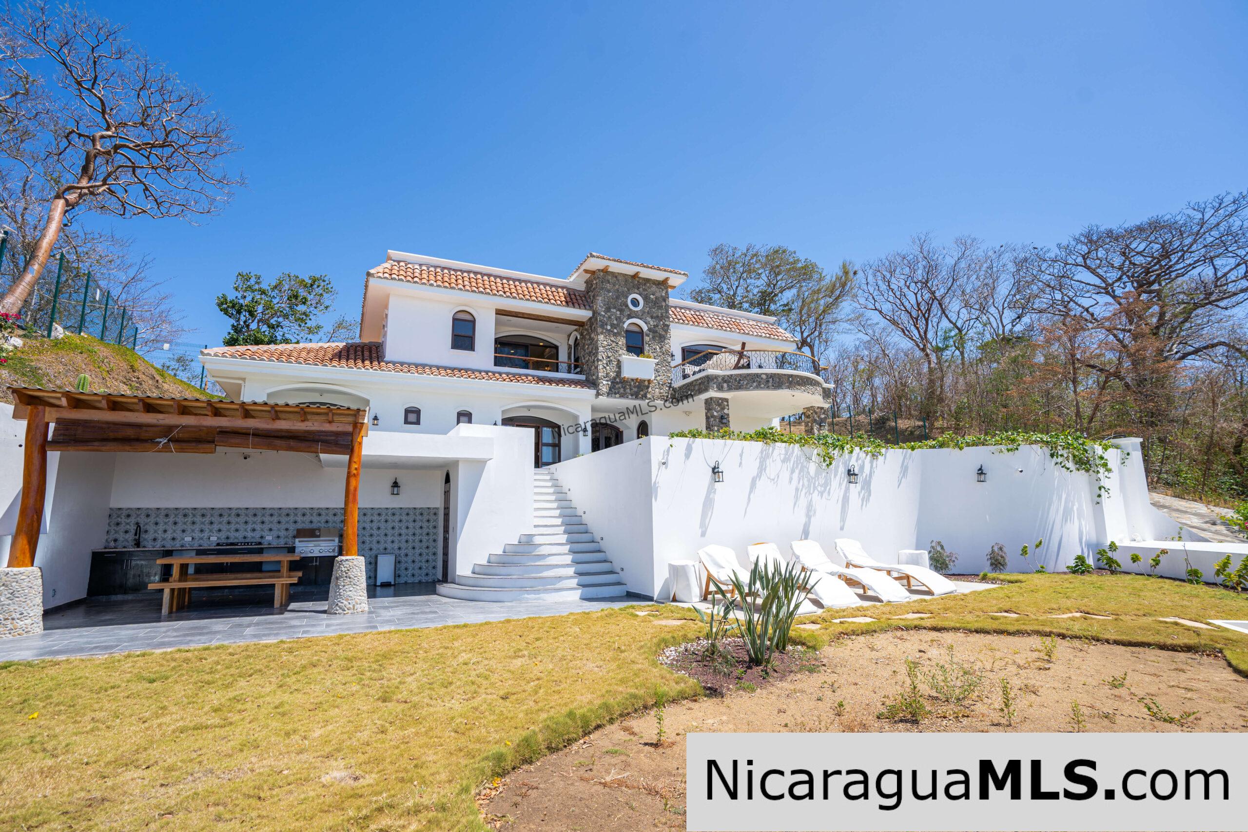 Casa Blanca at El Encanto del Sur