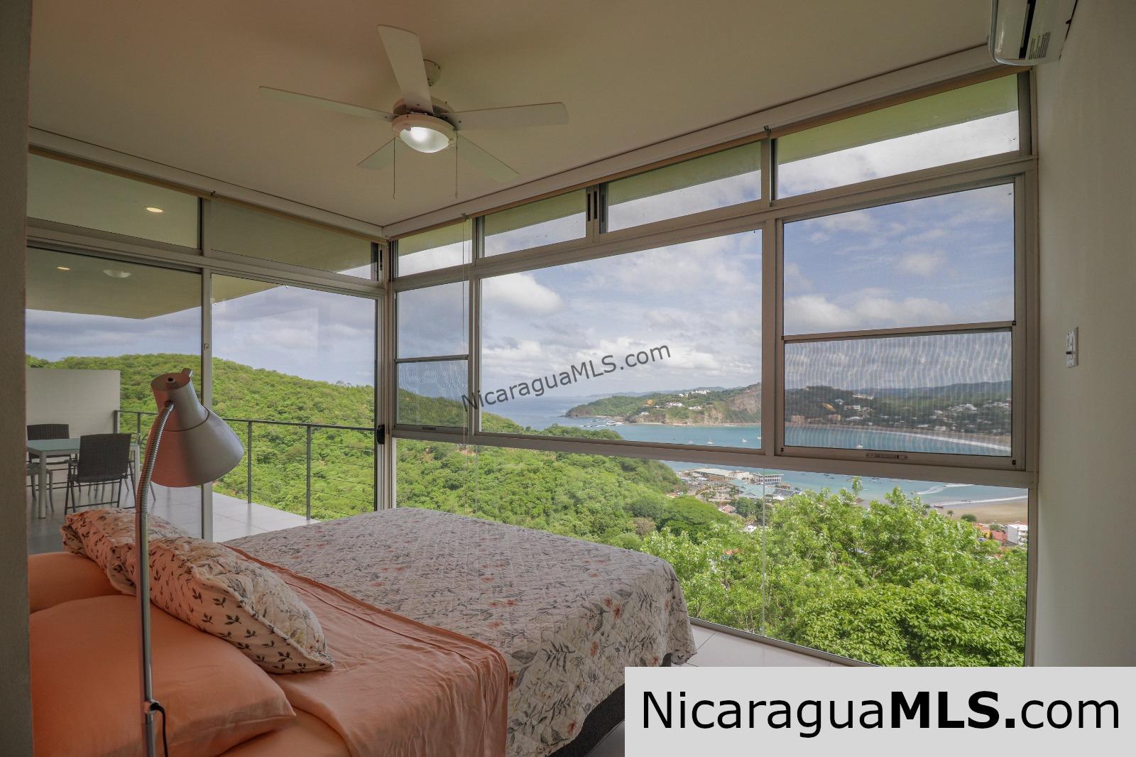 Casa Del Cielo, a turnkey property in Brisas del Pacifico