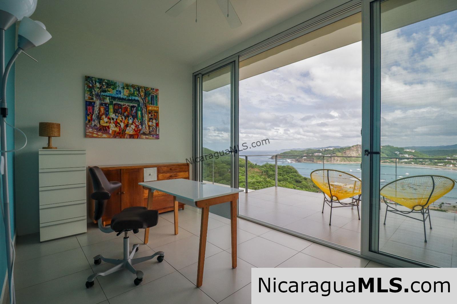 Casa Del Cielo, a turnkey property in Brisas del Pacifico