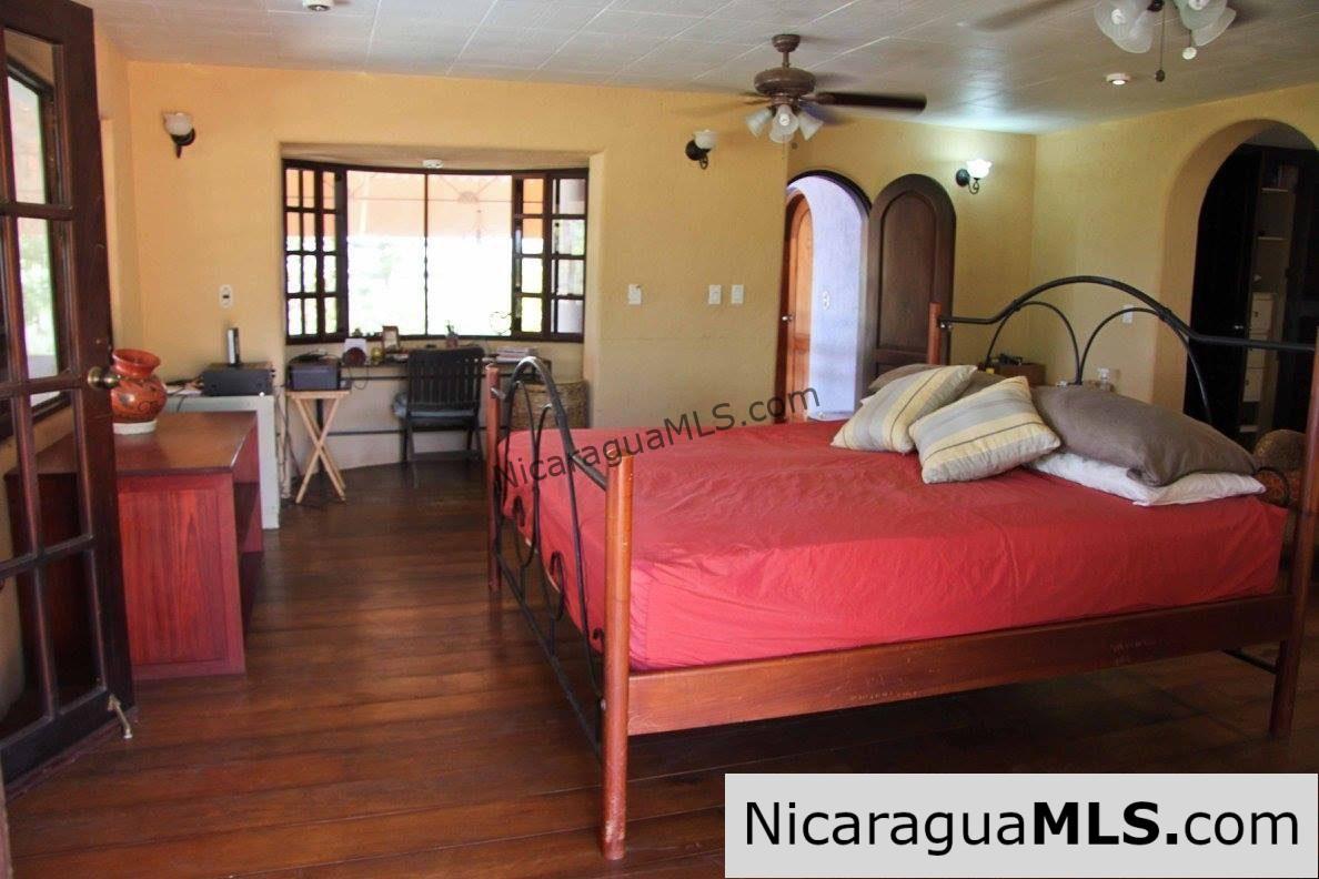 Casa Morada 4 Bedroom House For Rent/Long Term in Los Miradores