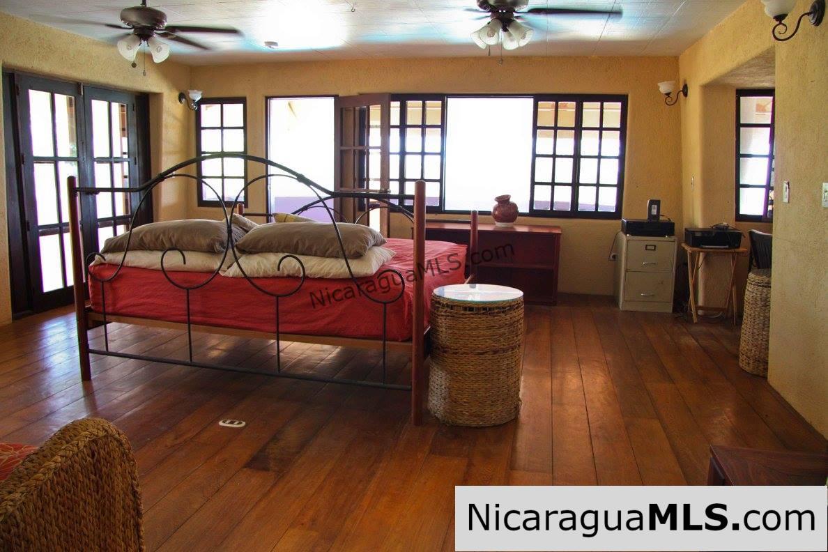 Casa Morada 4 Bedroom House For Rent/Long Term in Los Miradores