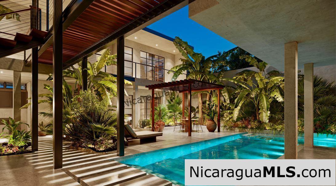 Casa Tropical in Granada Nicaragua