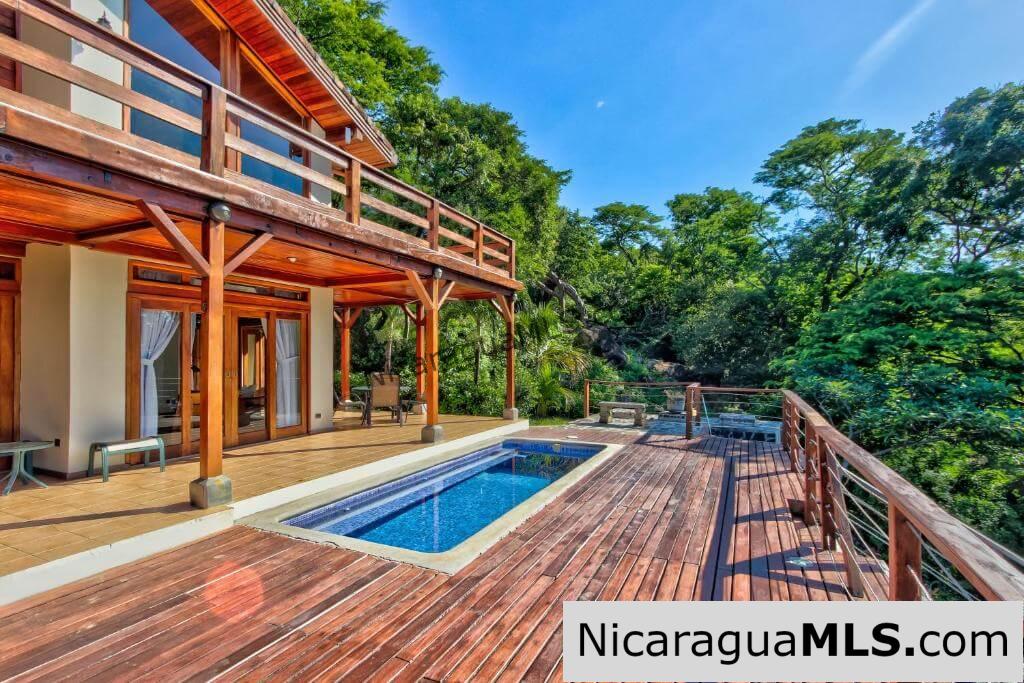 Vista Bahia, four bedroom house in Redonda Bay