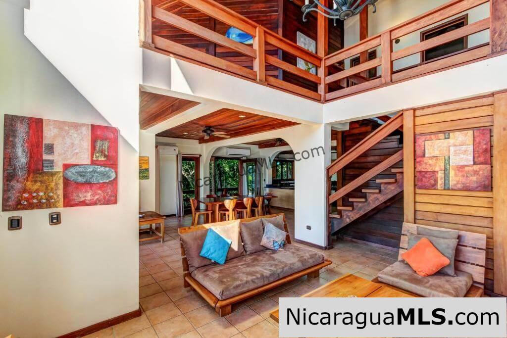 Vista Bahia, four bedroom house in Redonda Bay