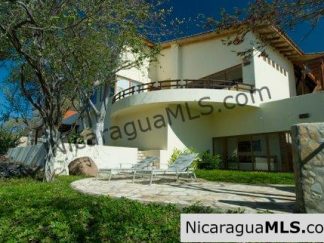 Beachfront Home at Guacalito Beach