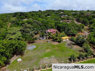 3 bedroom house with rental apartment within walking distance to the beach