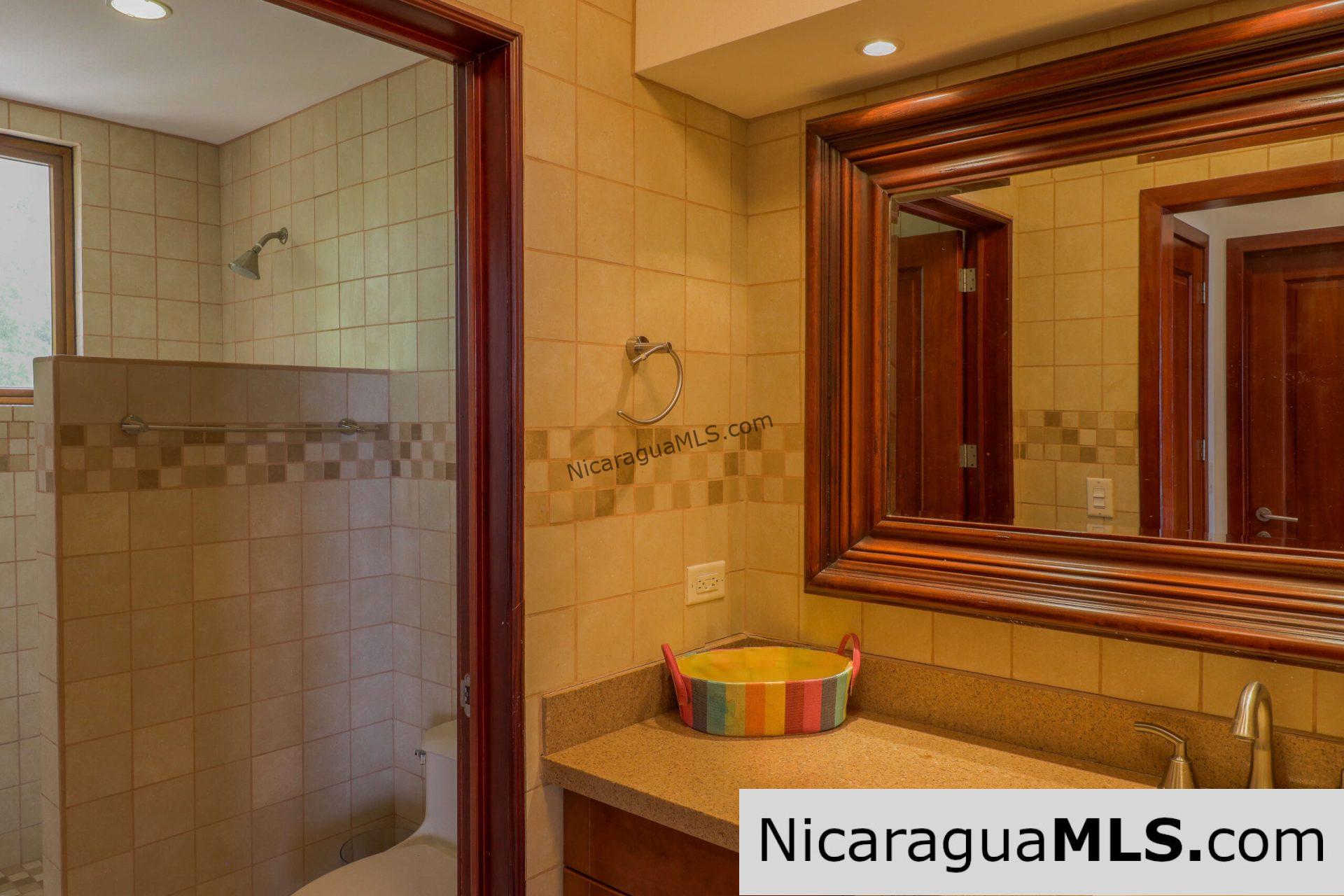 Condo 601C, Beachfront in Town