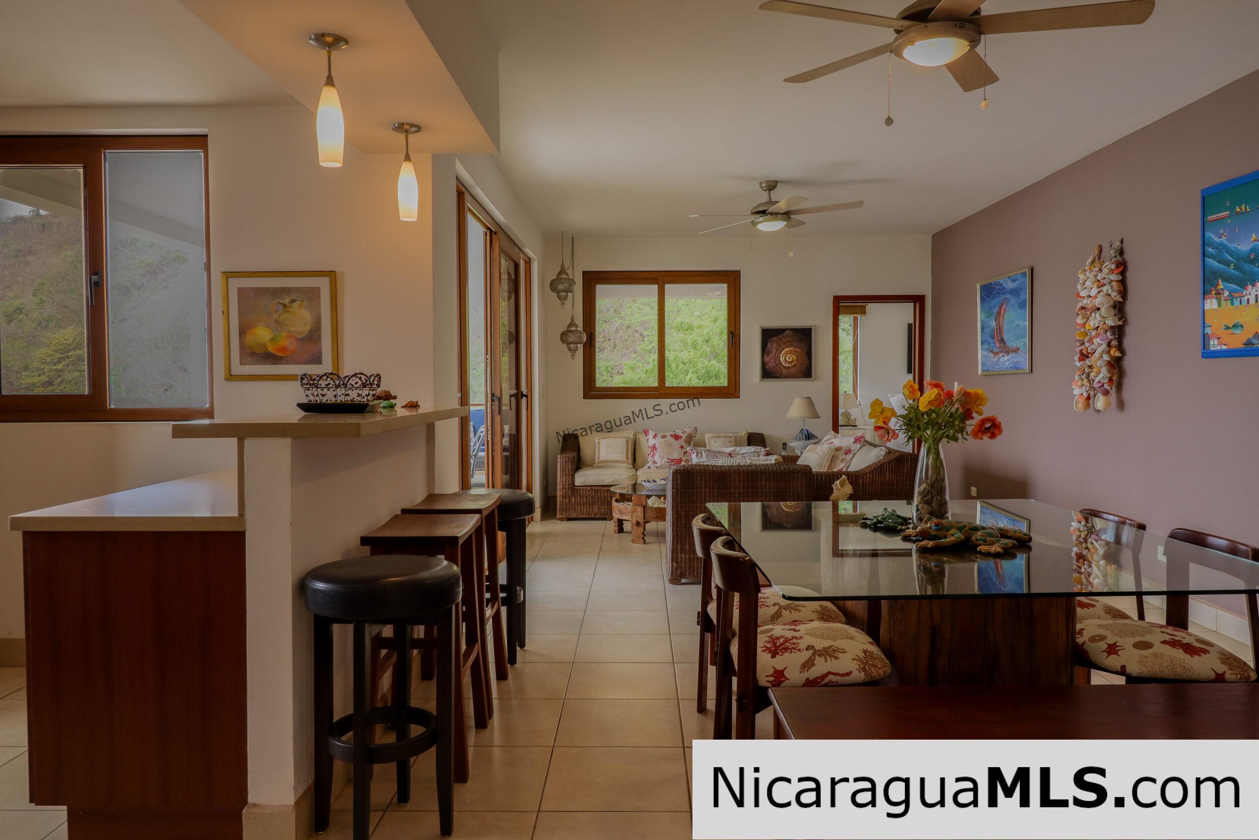 Condo 601C, Beachfront in Town