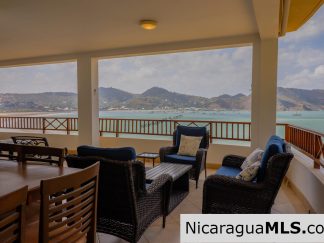 Condo 601C, Beachfront in Town