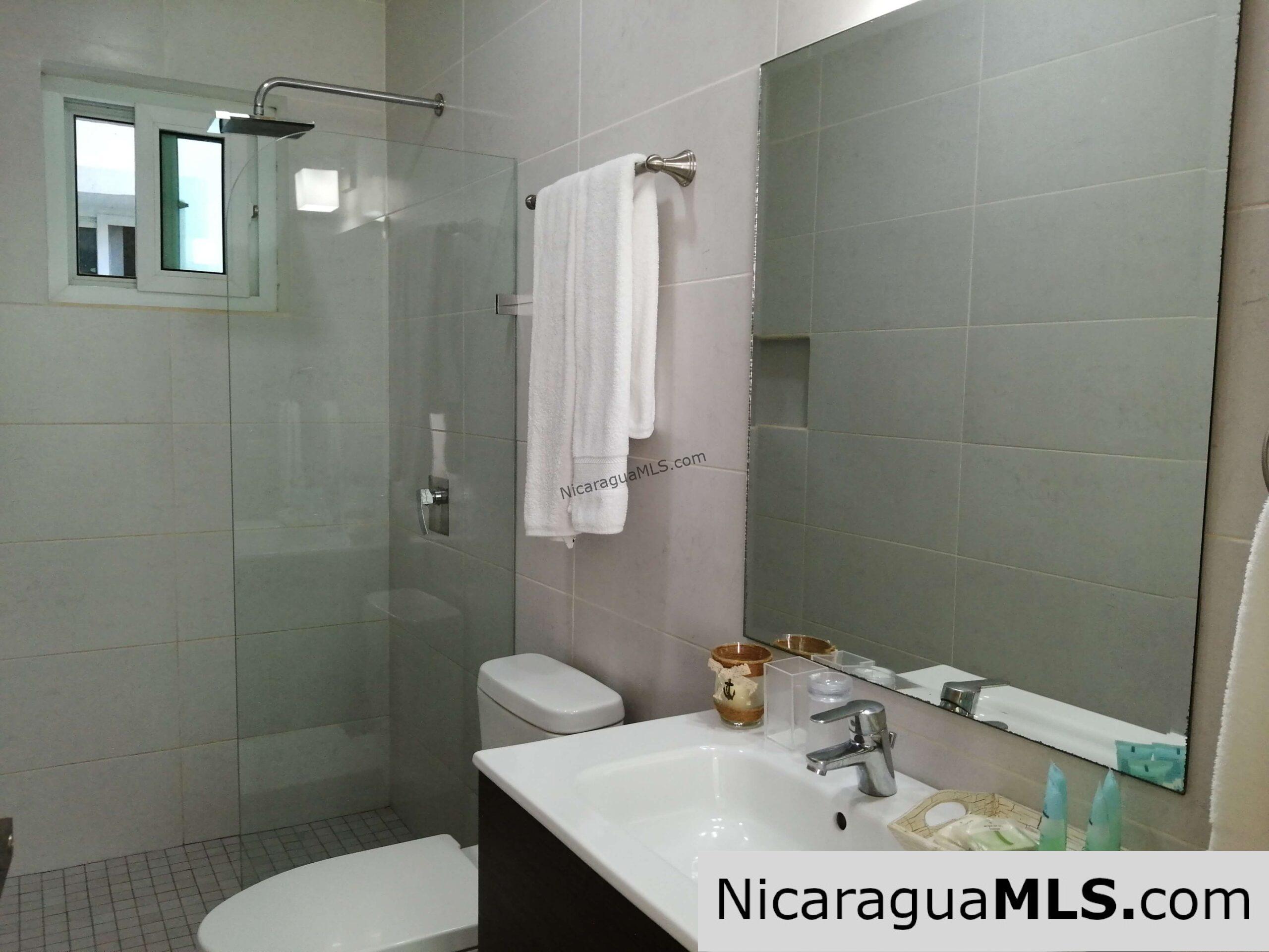 Modern Apartment near the center of town!