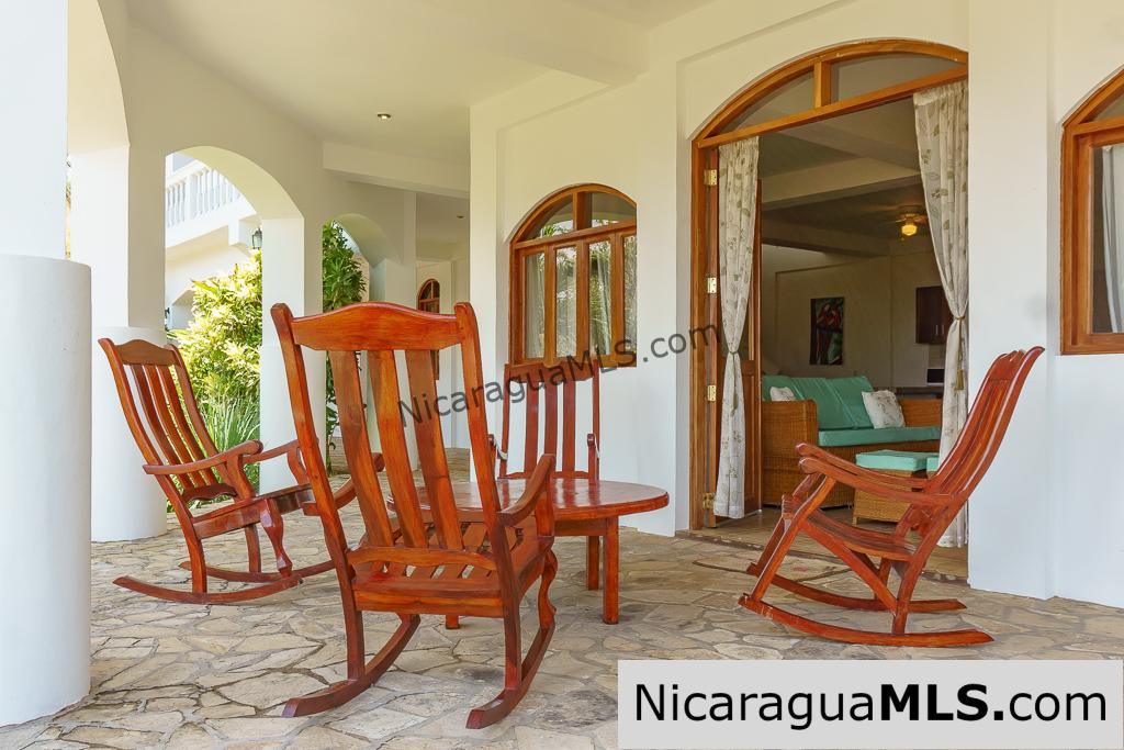 Miradores Nacascolo View