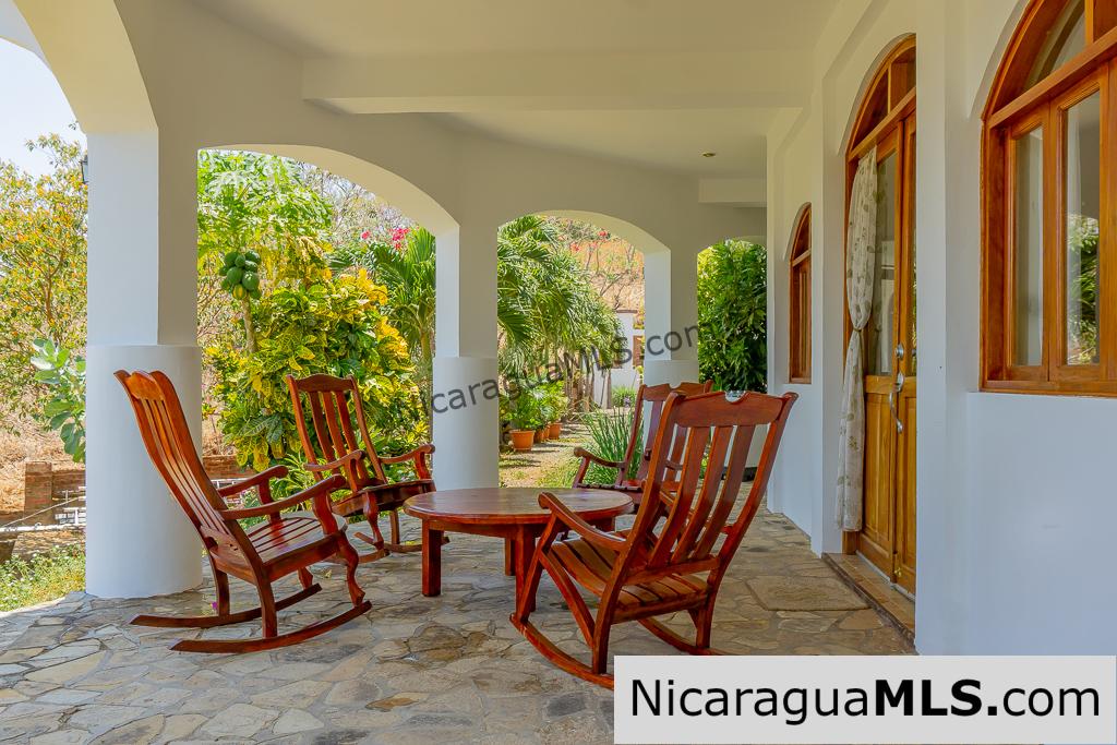 Miradores Nacascolo View