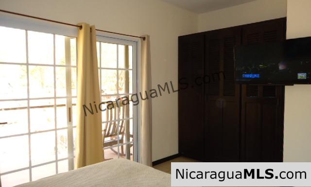 2 Bedroom 2 Story Townhouse Style Condo for Rent in Las Escadas