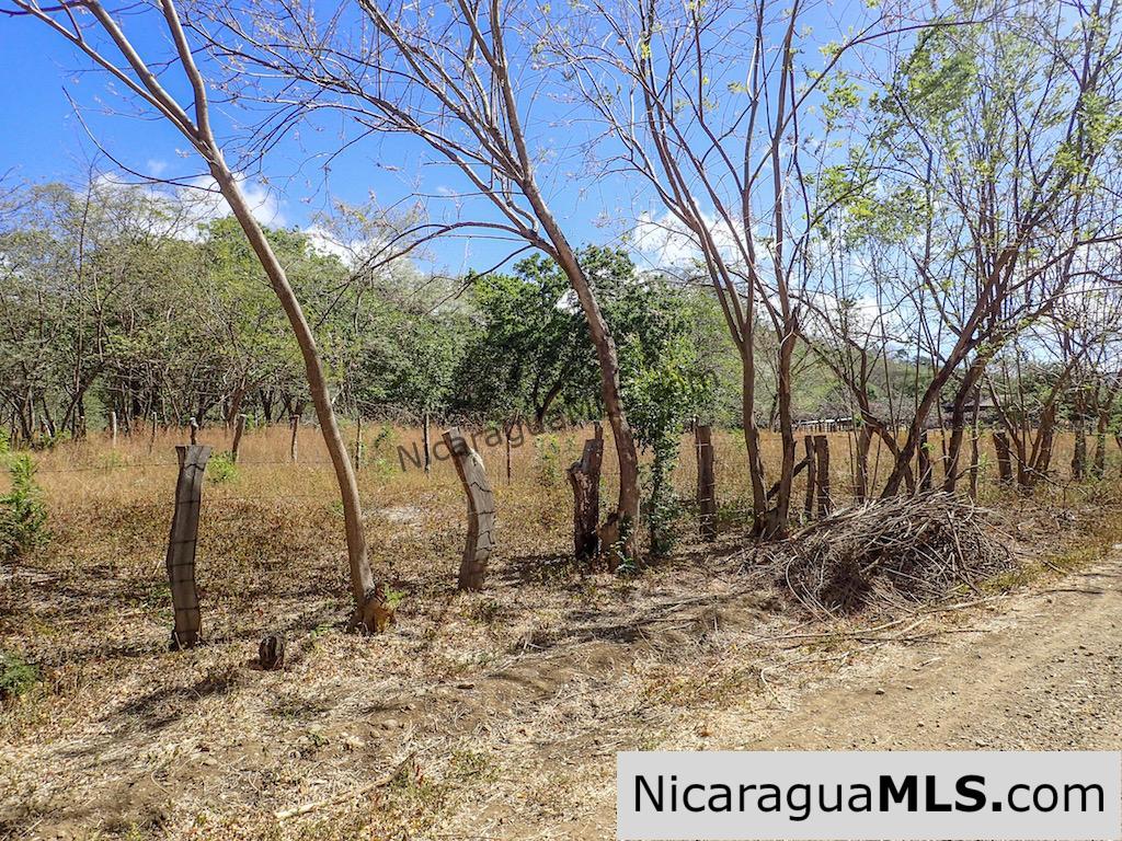 1 Manzana Lot for Sale in front of Surf Ranch