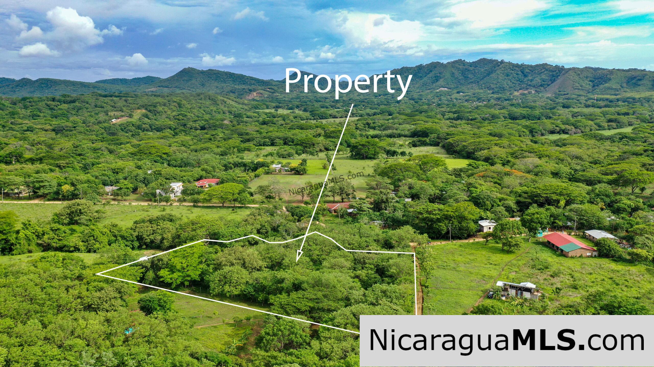 Casita Plus Land in El Oro San Juan Del Sur Nicaragua