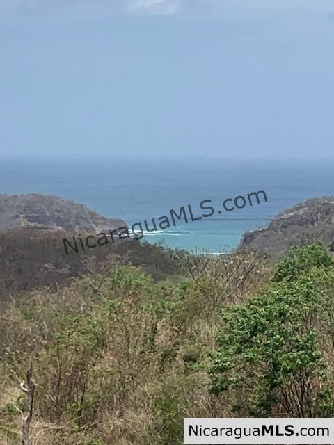 Amazing Ocean Views and Direct Access to Tree Casa Resort