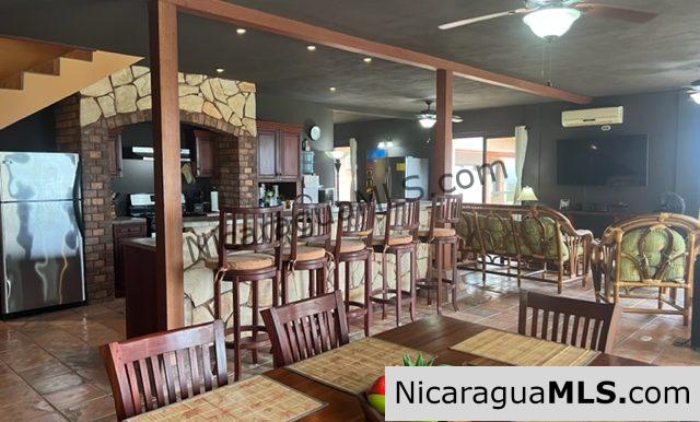 Escaleras Home High on the Hills East Of San Juan del Sur