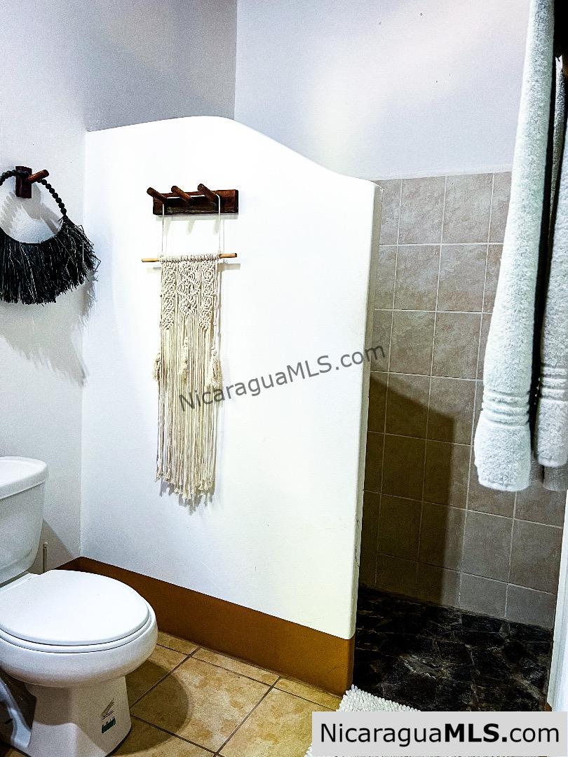 Beautiful Turn Key Casita close to Playa Maderas