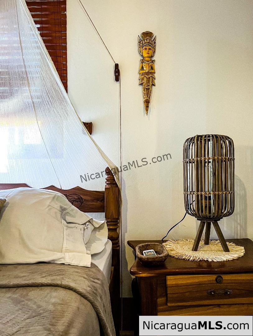 Beautiful Turn Key Casita close to Playa Maderas