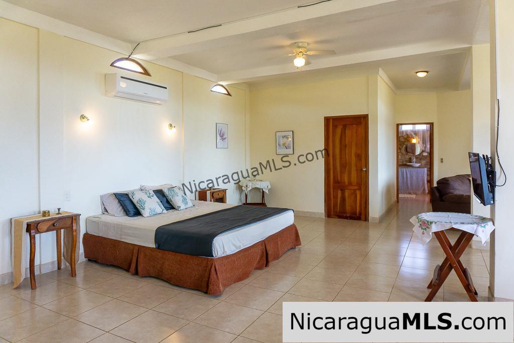 Casa Carmella 5 Bedroom House for Rent at Los Miradores