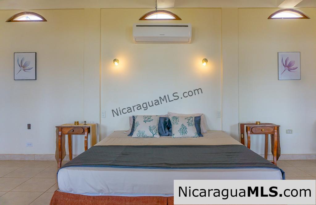 Casa Carmella 5 Bedroom House for Rent at Los Miradores