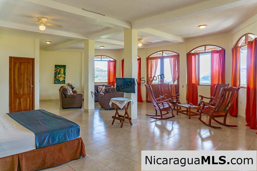 Casa Carmella 5 Bedroom House for Rent at Los Miradores