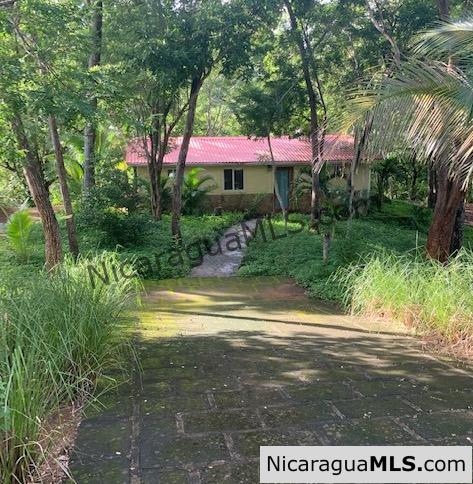 Bungalow Just Outside San Juan del Sur