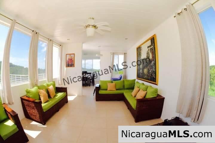 La Luna y el Sol, San Juan del Sur