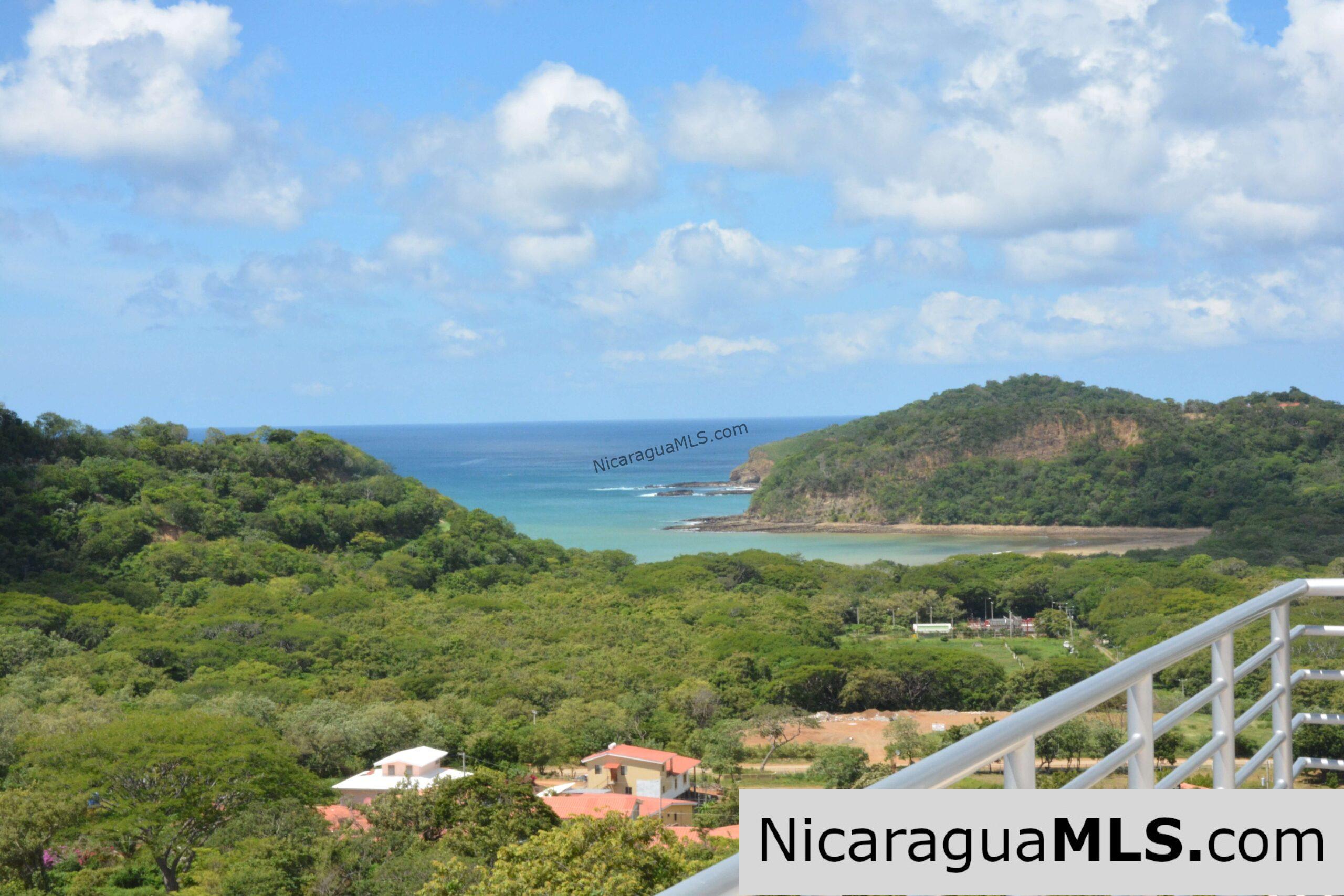 La Luna y el Sol, San Juan del Sur