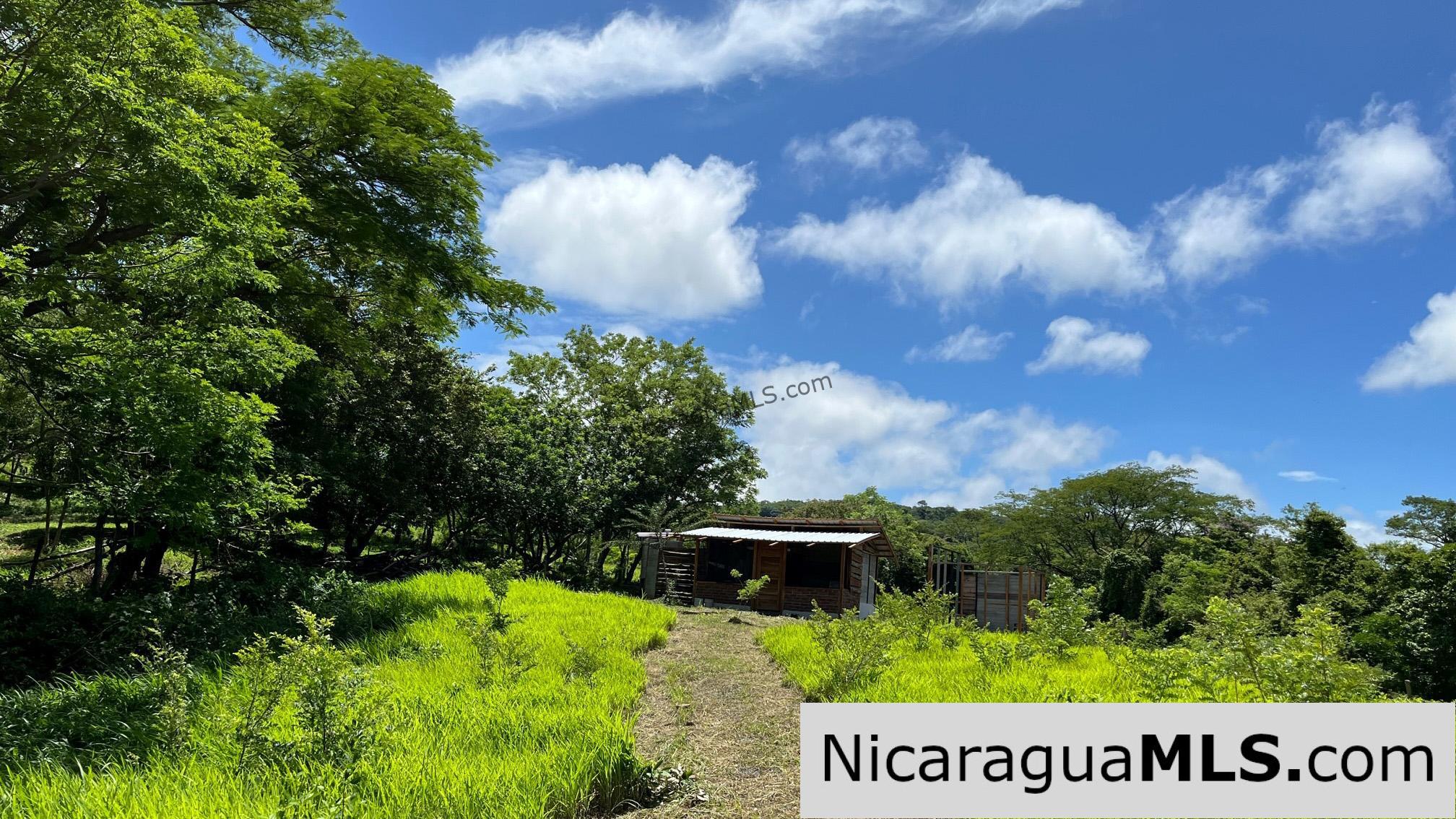 Casita Plus Land in El Oro San Juan Del Sur Nicaragua